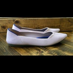 Petal Pink Rothy’s points